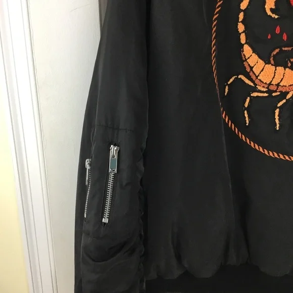 Dolls Kill  Poster girl scorpion jacket size 3X Poison - Picture 3 of 10